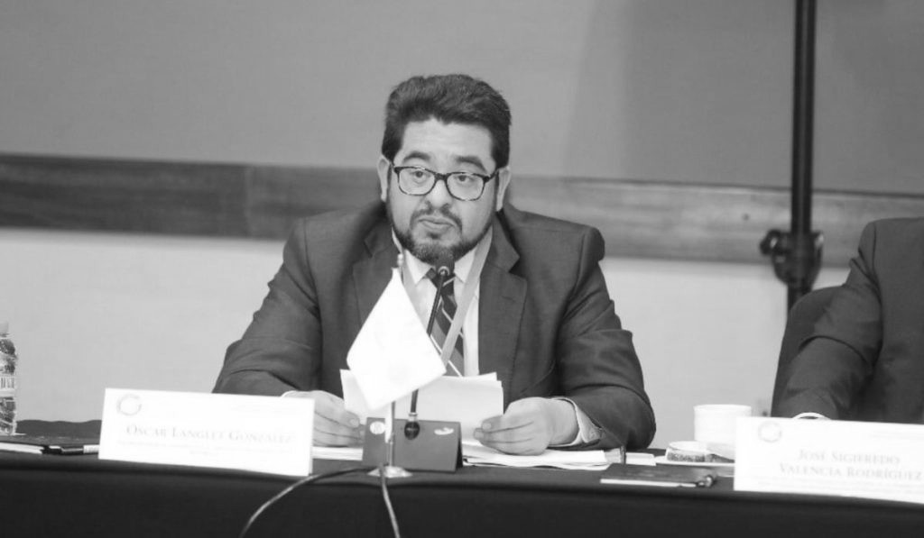 La salida de Óscar Langlet en la FGR: la señal política detrás del cambio Destitución de Óscar Langlet en la FGR: señal institucional